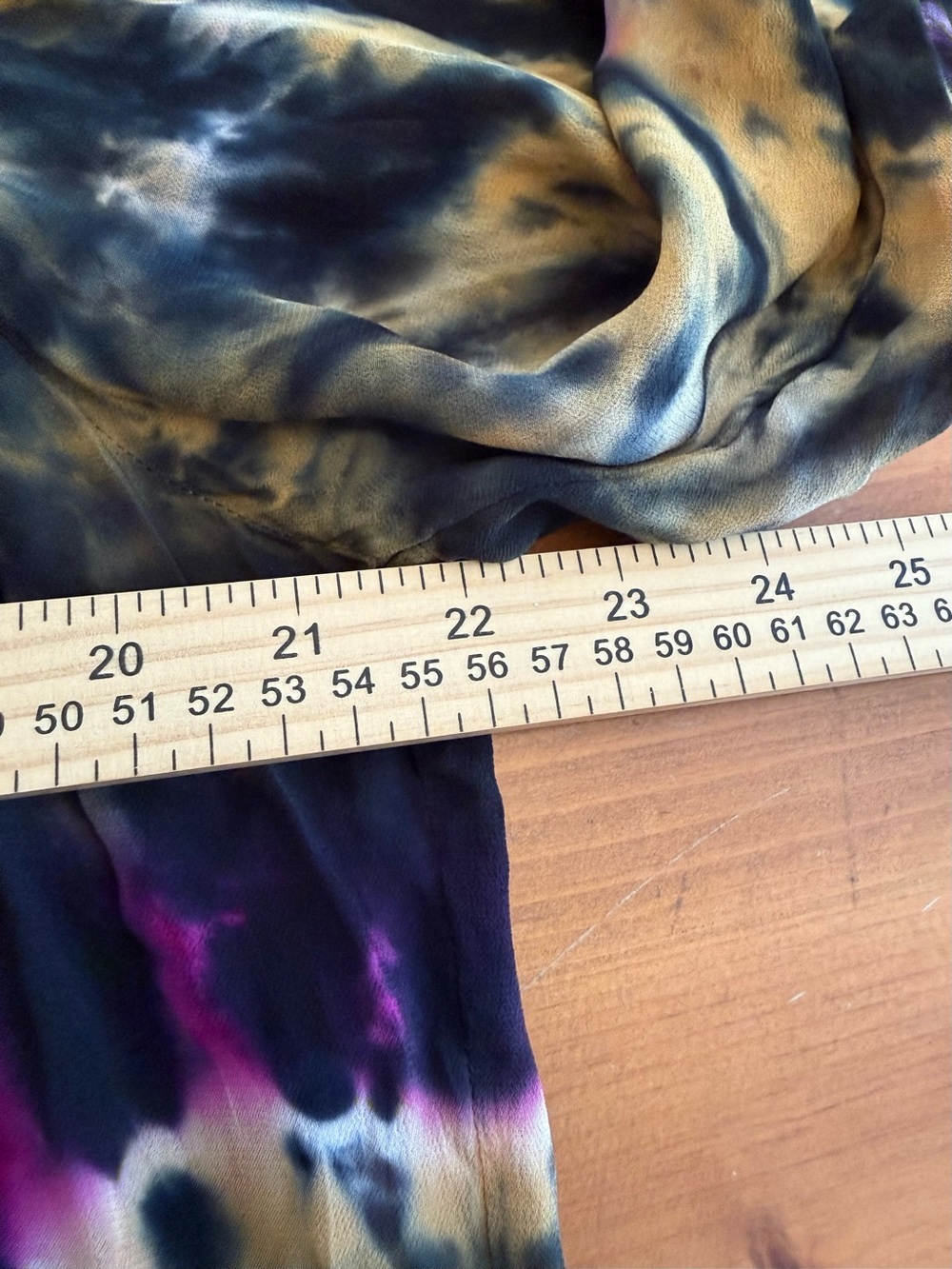 YFB Susan Tie Dye Long Sleeve Tunic Top M Multico Boho Artsy Flowy Resort Chic - Picture 8 of 9